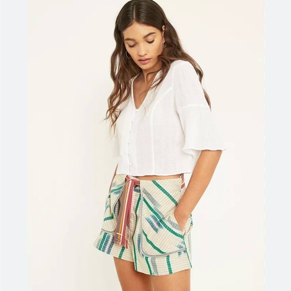 Urban Outfitters Shorts Size 0 NWT